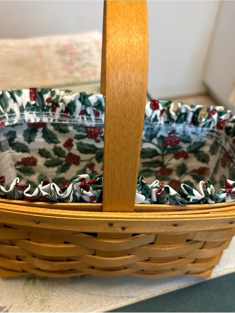 Longaberger 1999 Merry Christmas Holly Basket with Liner
